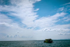 空と海　一隻の船（フィルム）