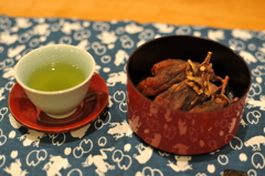 干し柿とお茶