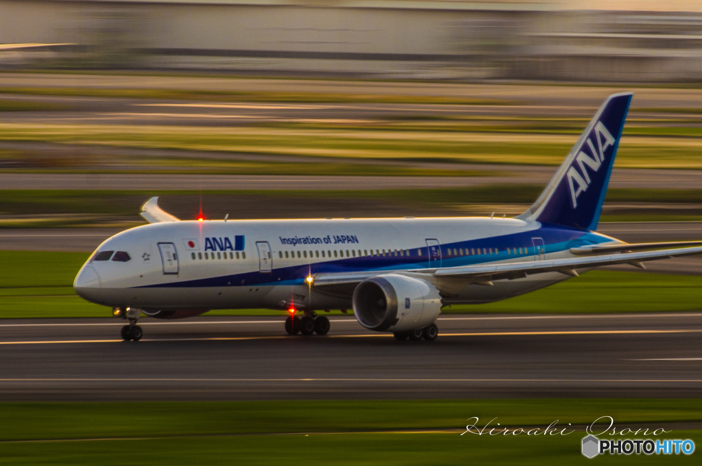 ANA B-787 流し撮り