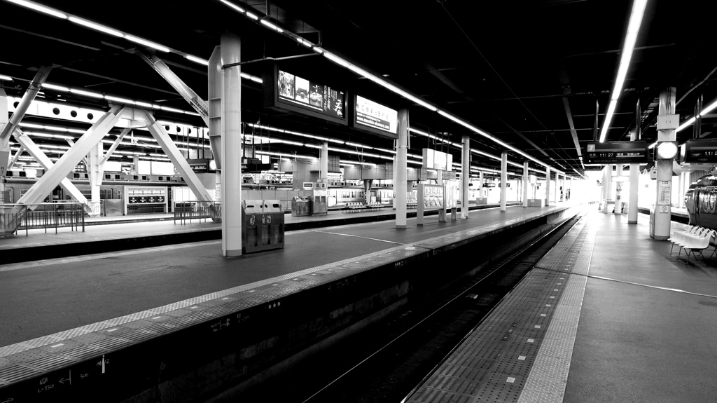 静寂の駅