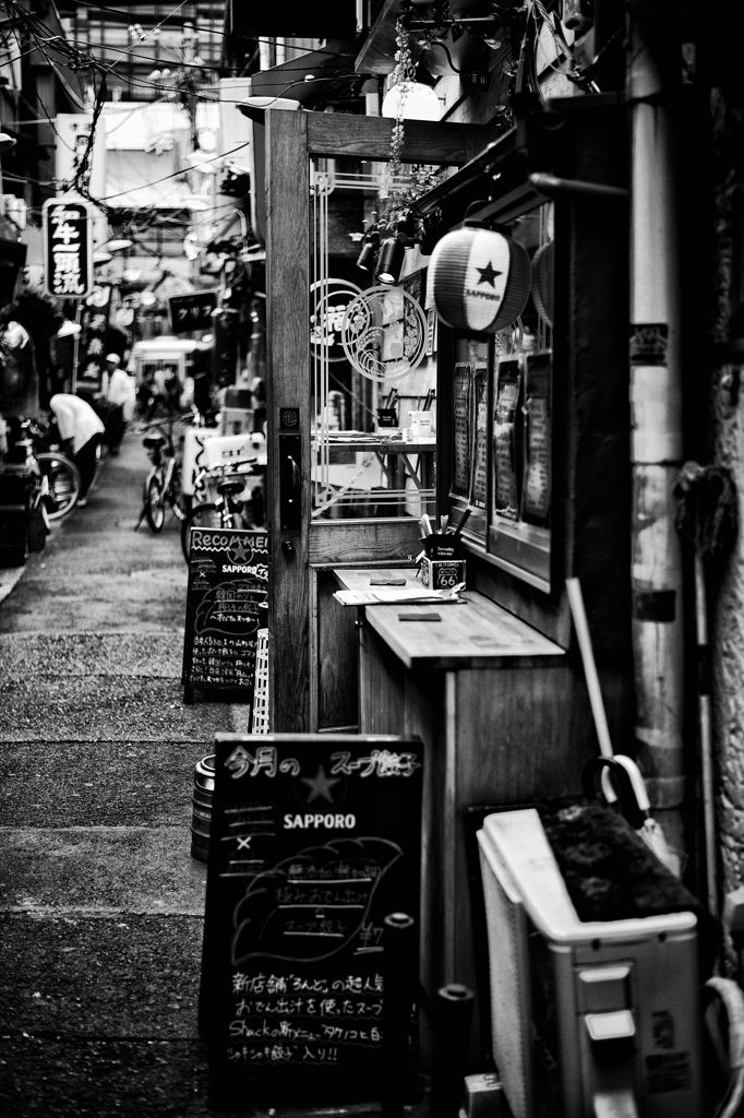 路地裏