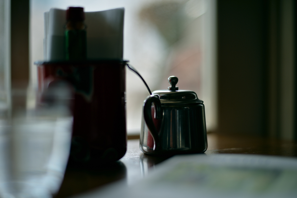 sugar pot