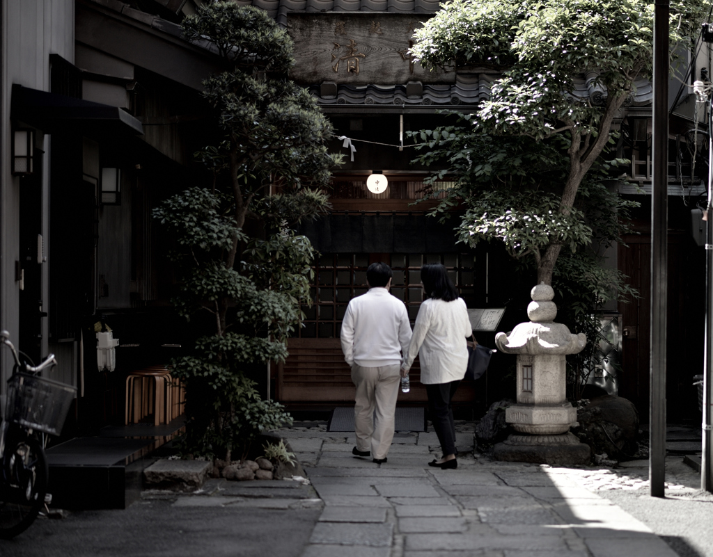 仲睦まじく…