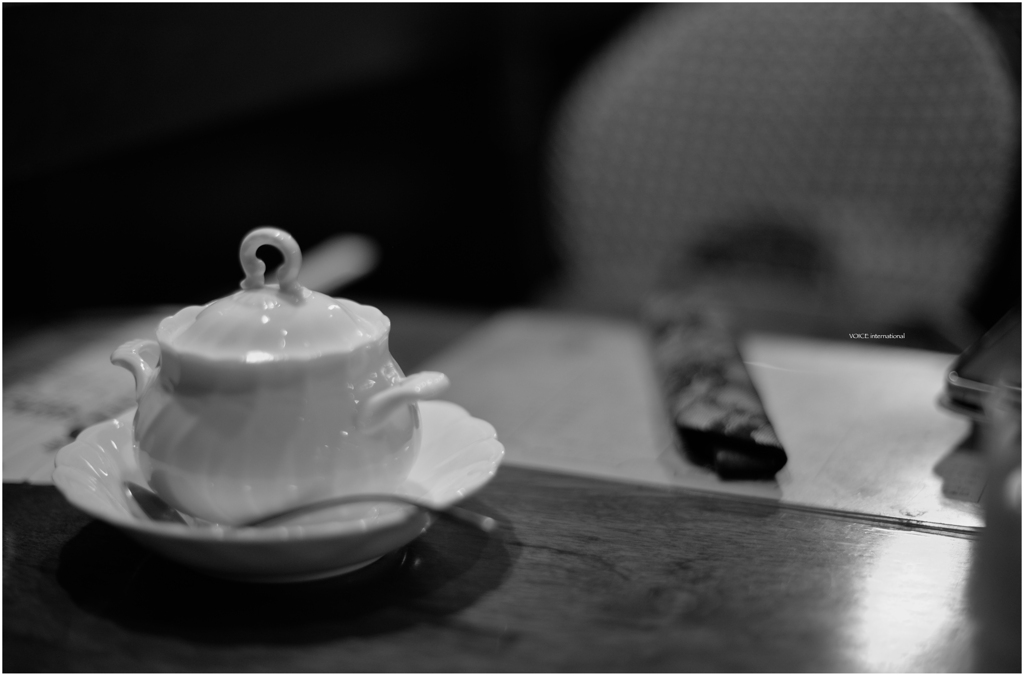 sugar pot