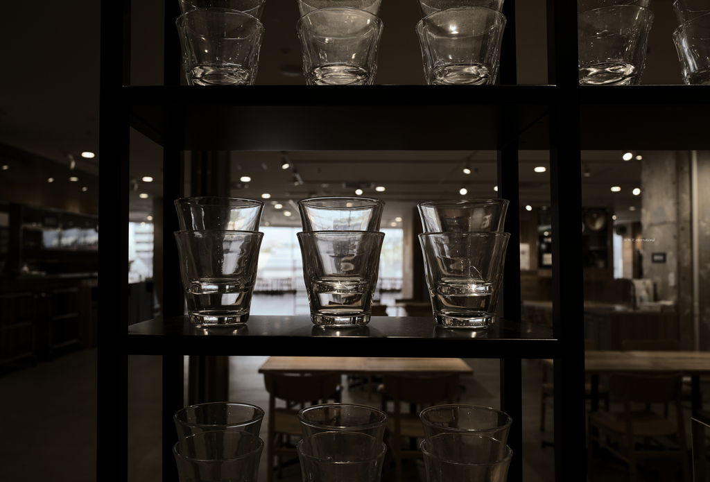 シンプルなグラス
