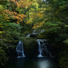 秋の荷担滝