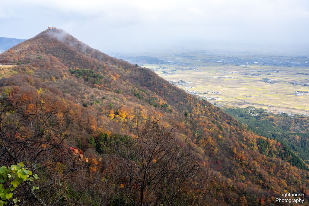 錦秋の山