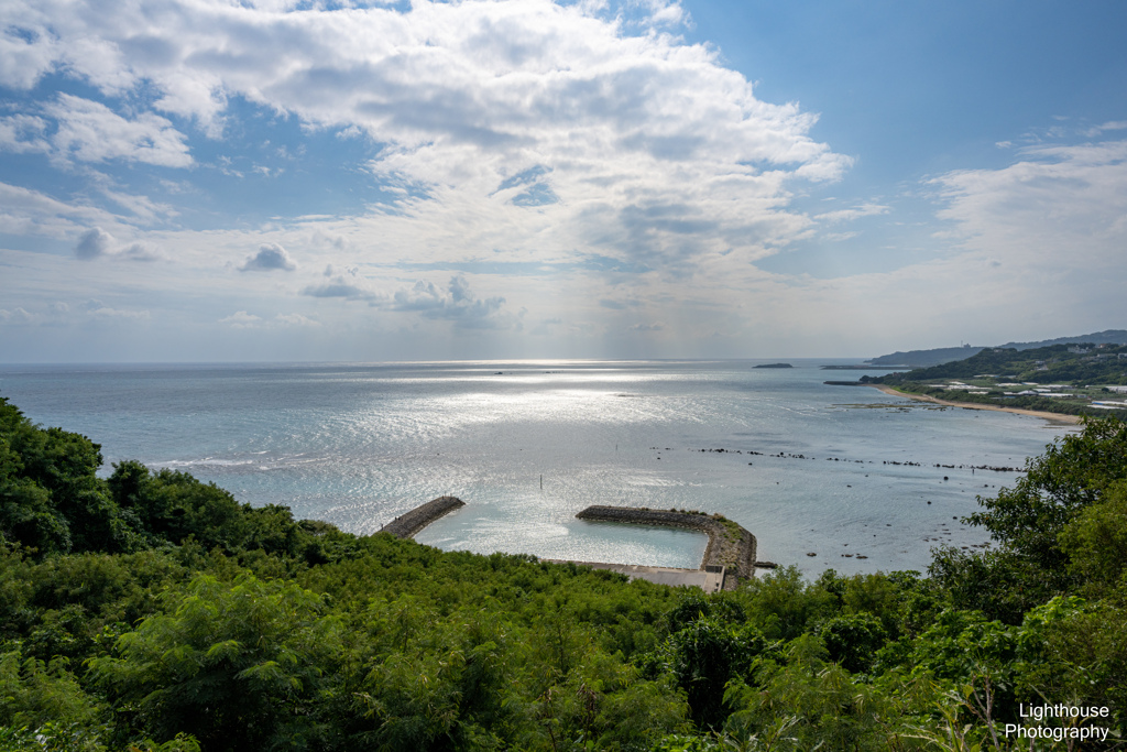 冬晴れの海