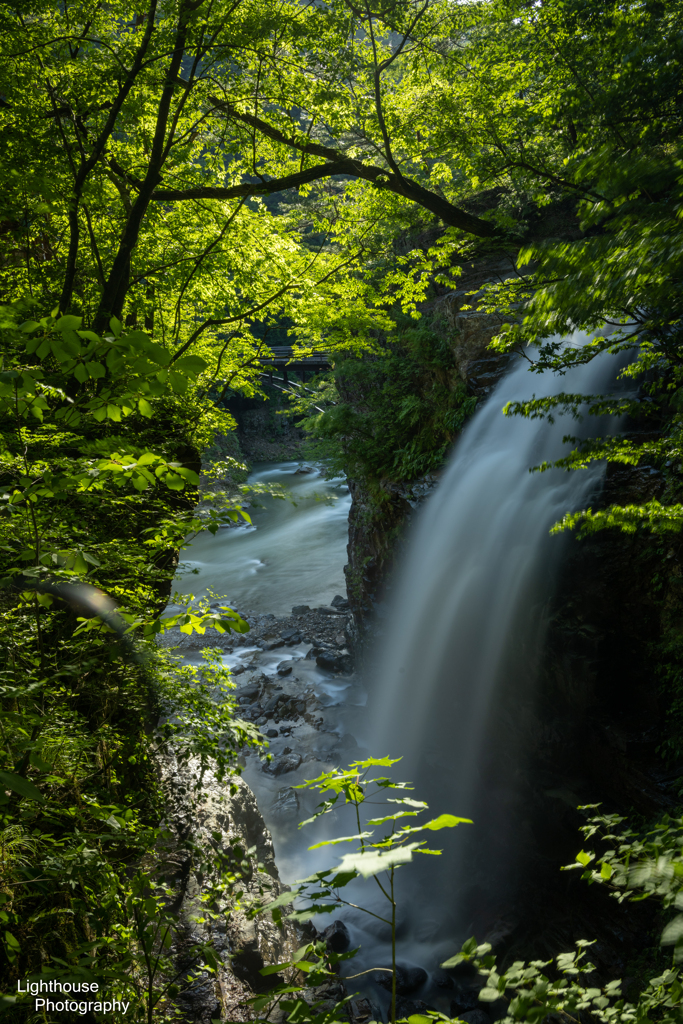 虹見の滝