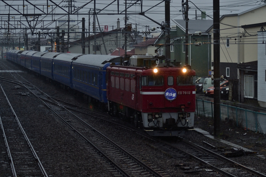 雨の北斗星　1