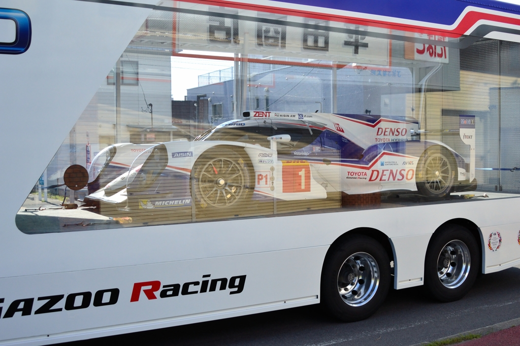 トヨタハイブリットLM