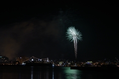 函館海上花火10