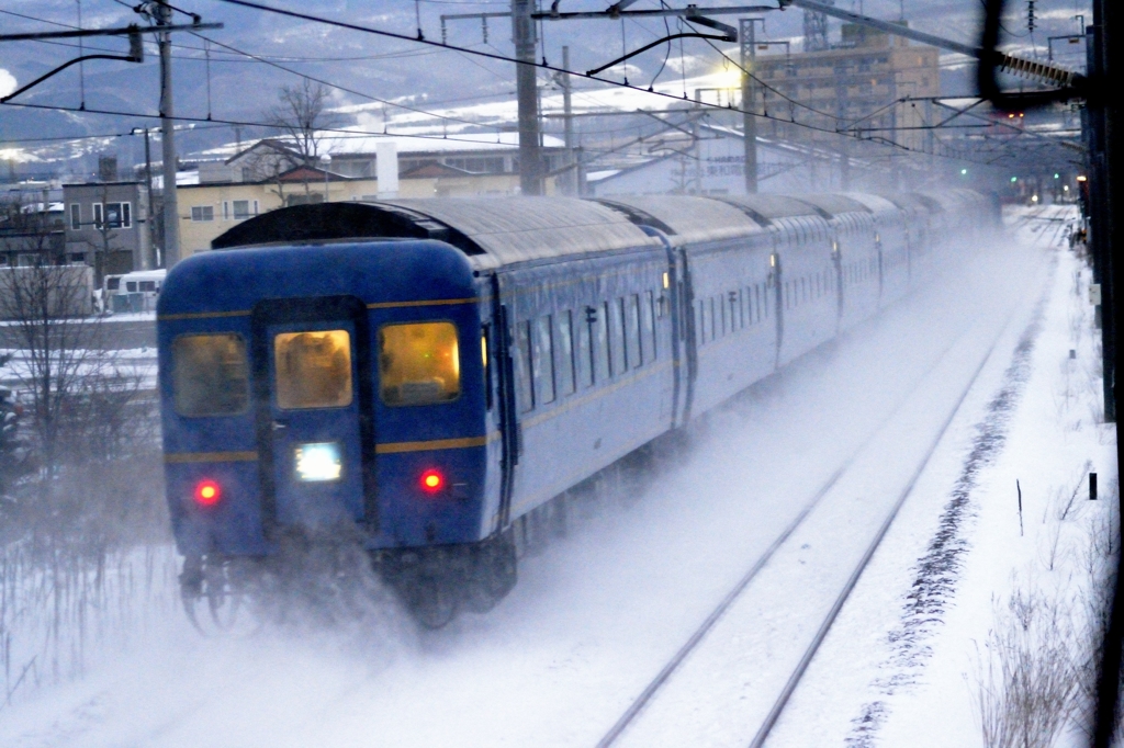 イッテラー(￣ー￣)ノ▽"フリフリ 　北斗星　2015/01/21朝