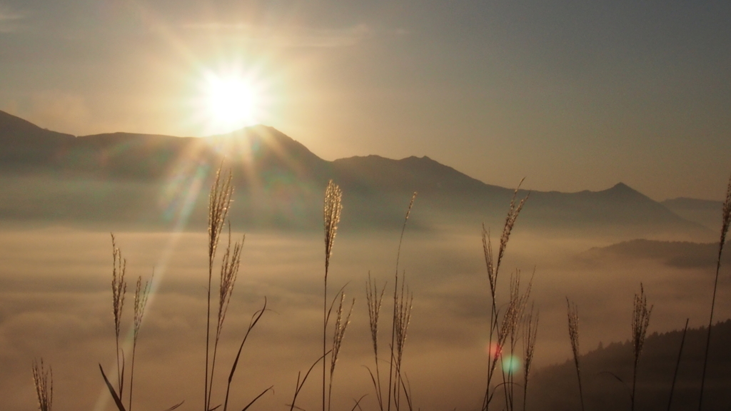 雲海での日の出