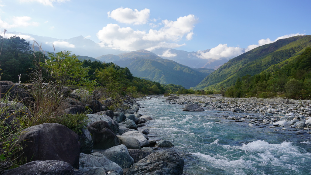 松川河川公園から見る雄大な白馬岳