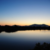 夕焼けと弥彦山