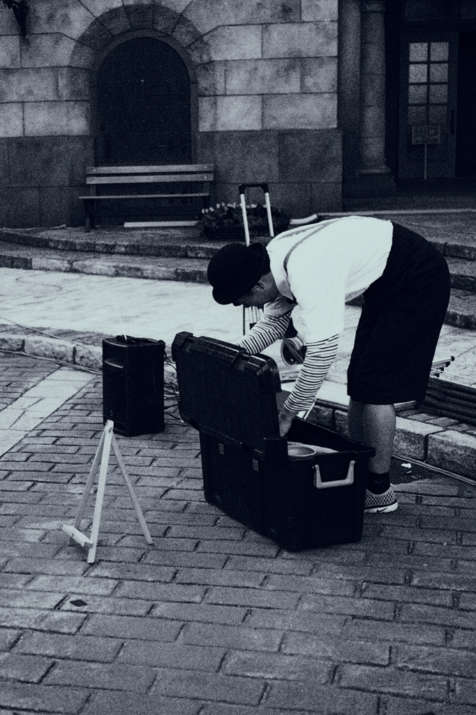 busker