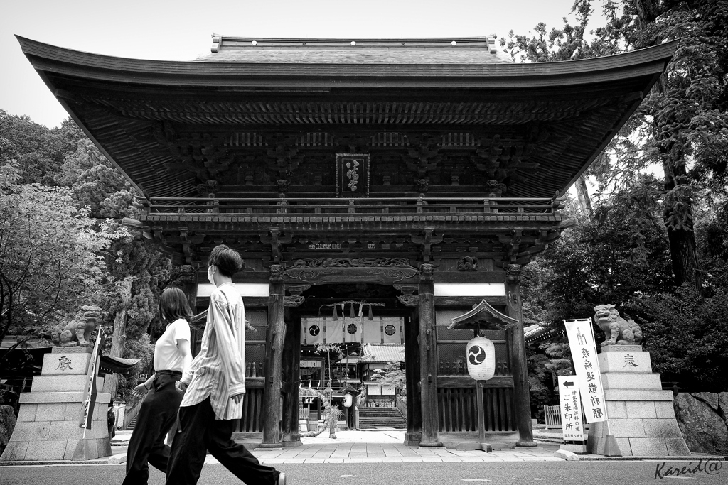 日牟禮八幡宮