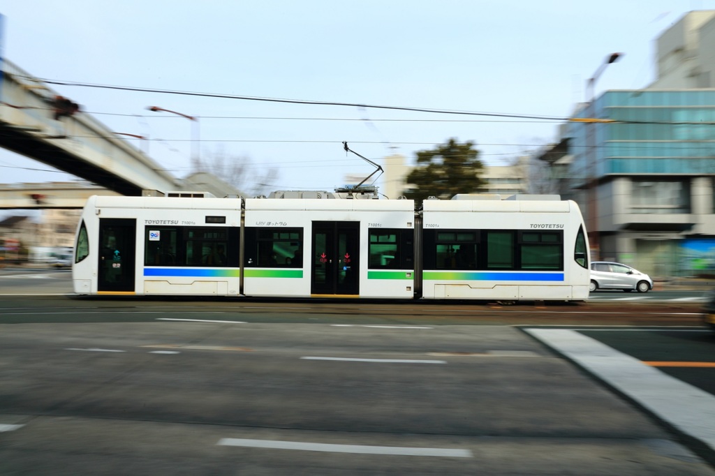 路面電車を流し撮りしてみる　其の弐。