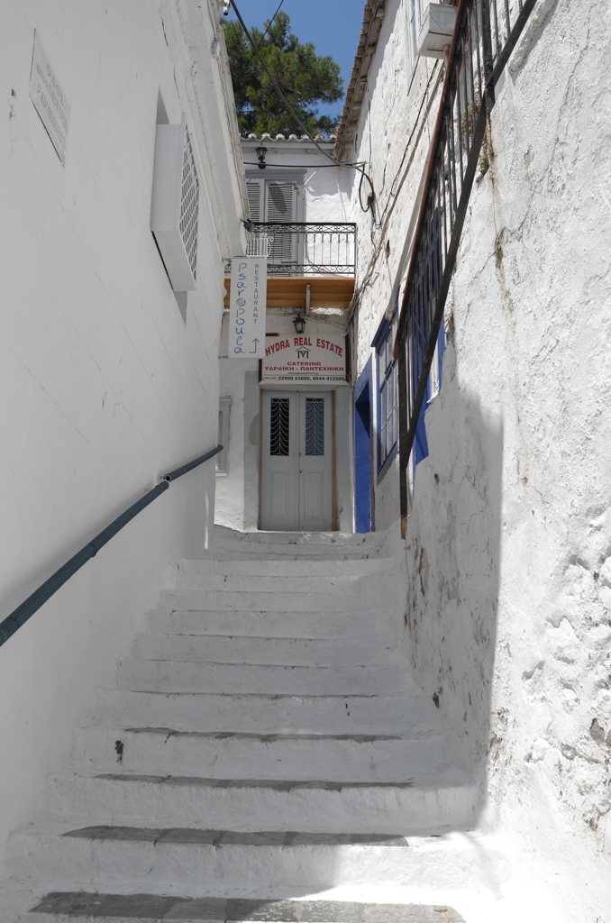Hydra island