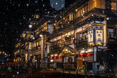 Snowy Ginzan Onsen