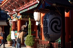 神田明神　だいこく祭　山門に入るときの一礼　
