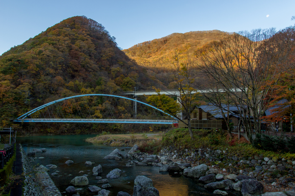 鬼怒川の紅葉②
