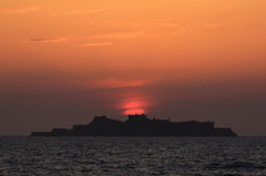 端島(軍艦島)に沈む夕日