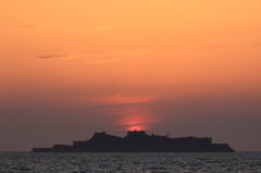 端島(軍艦島)へ沈む夕日０２