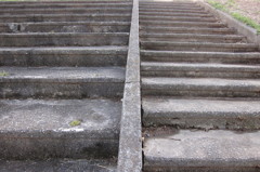 階段の段大きさ違い