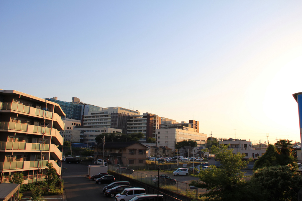 聖マリアンナ医科病院の初夏の快晴