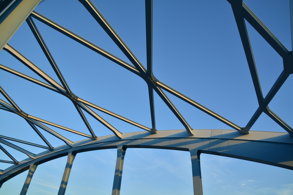 秋空の丸子橋