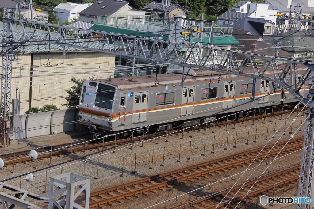 東京メトロ7000系