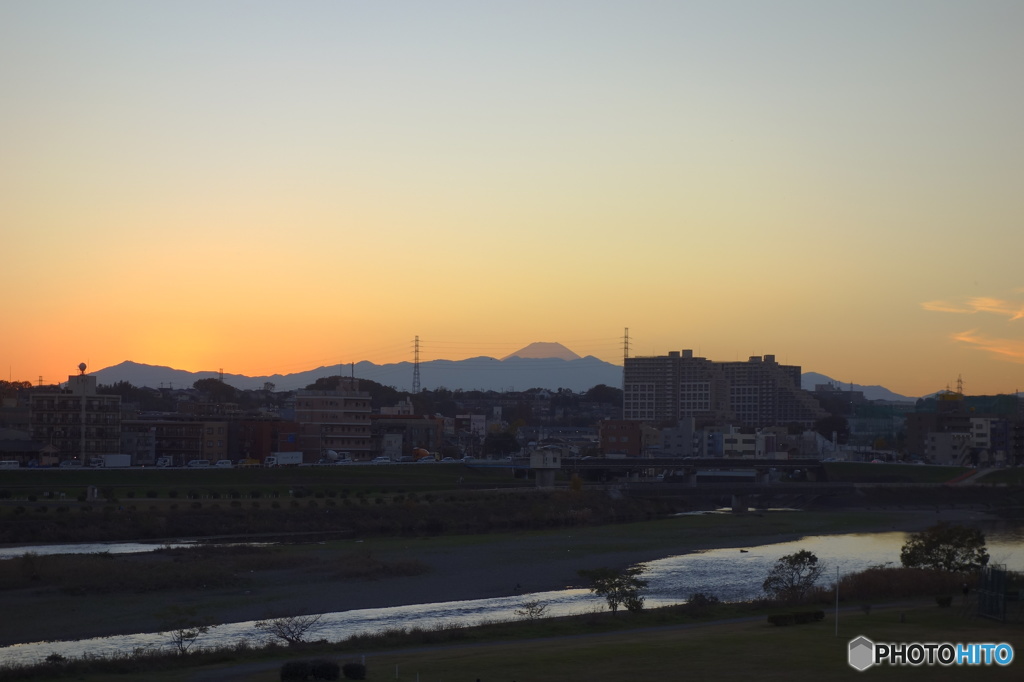 遠くの富士山 