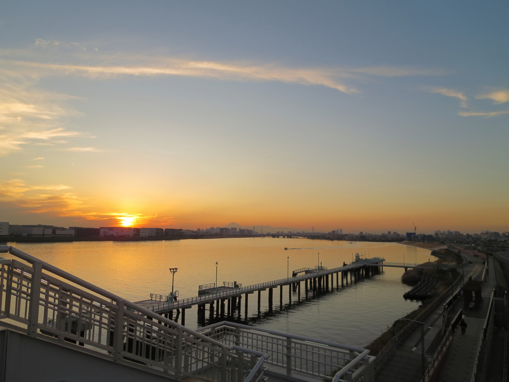 多摩川スカイブリッジの夕焼け