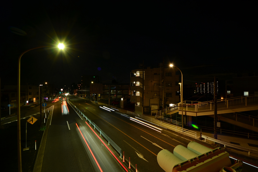 超広角レンズの国道246号線