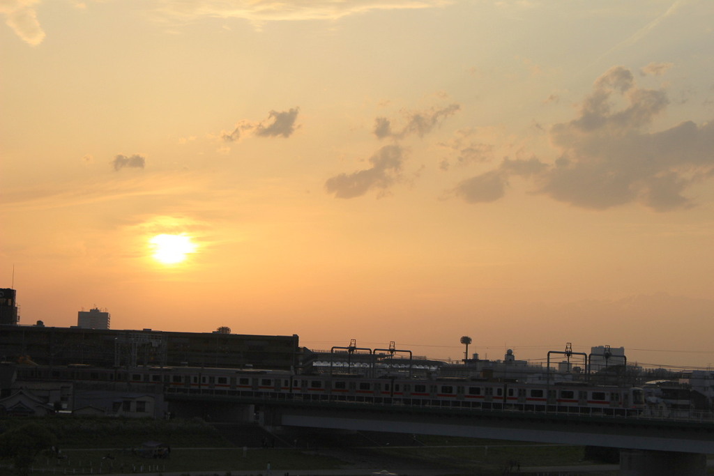 夕日の東急5050系