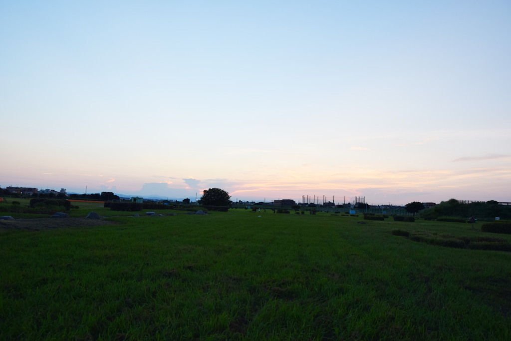 夏休みの日没後