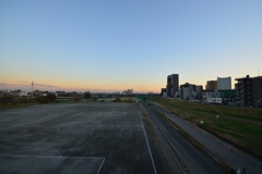 広い描写で少年サッカー場