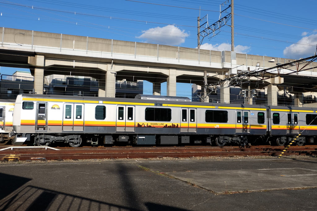 超ピカピカ南武線新型車両