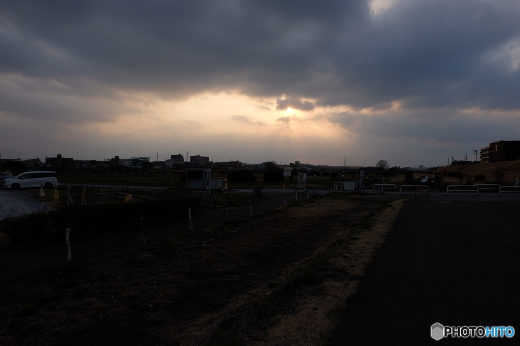 重い空