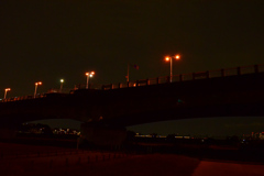 夜の丸子橋