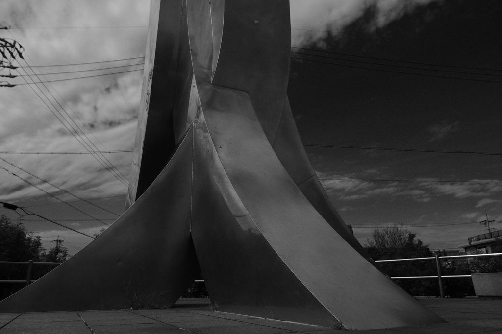 竣工記念モニュメント②