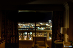 部屋の明かりを消すと