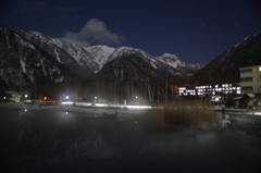 湯の湖と白根山　1