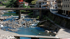 温泉街の風景