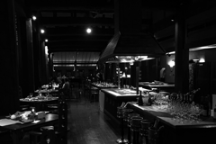 夜のレストラン