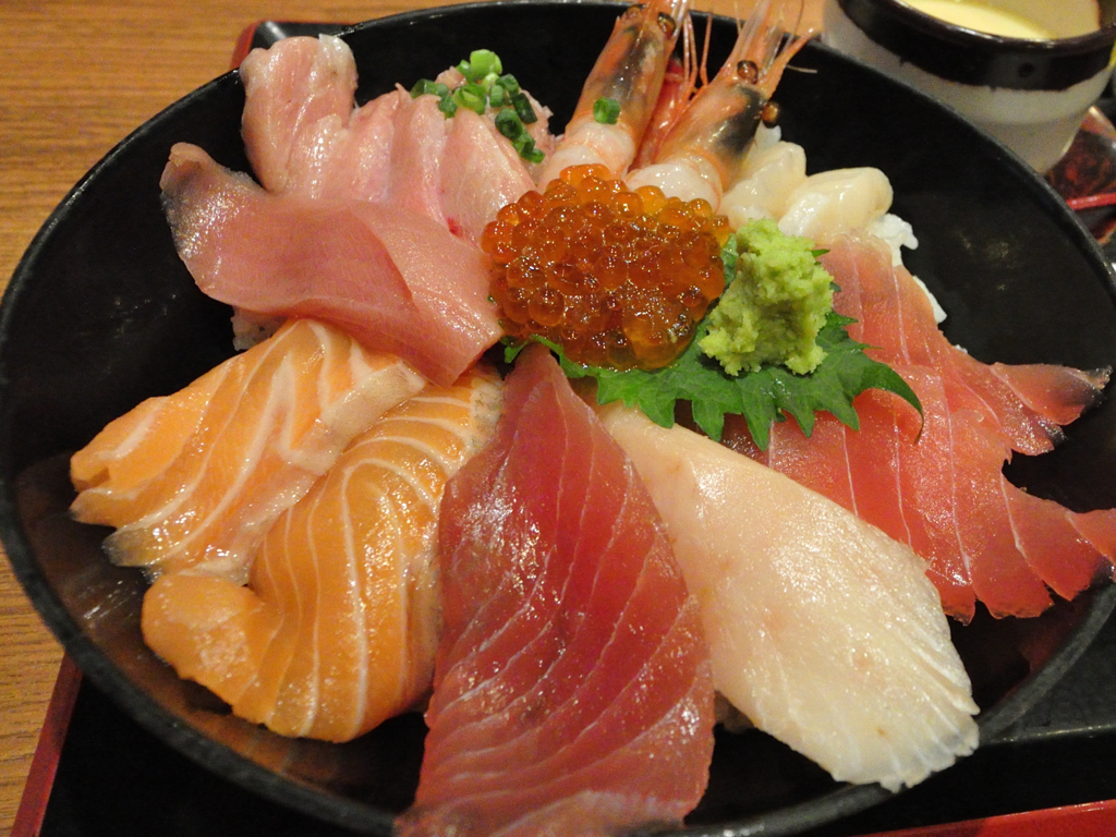 海鮮丼