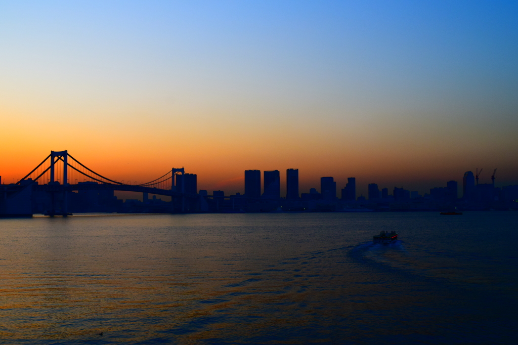 夕暮れのレインボー