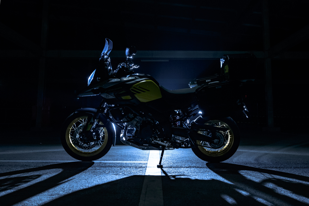 SUZUKI Vストローム1000XT